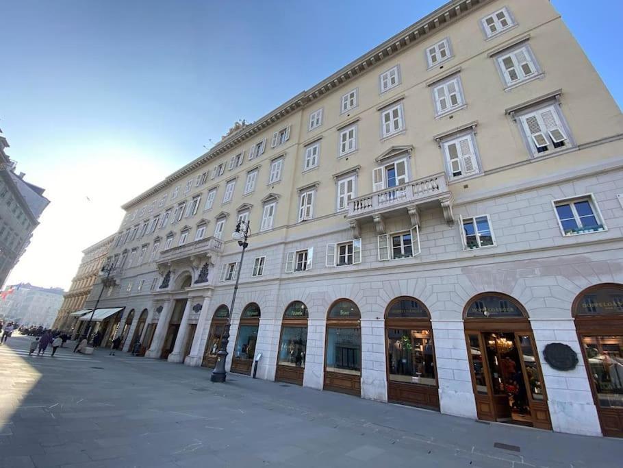 Tergesteo Adriatic Suite ตรีเอสเต ภายนอก รูปภาพ