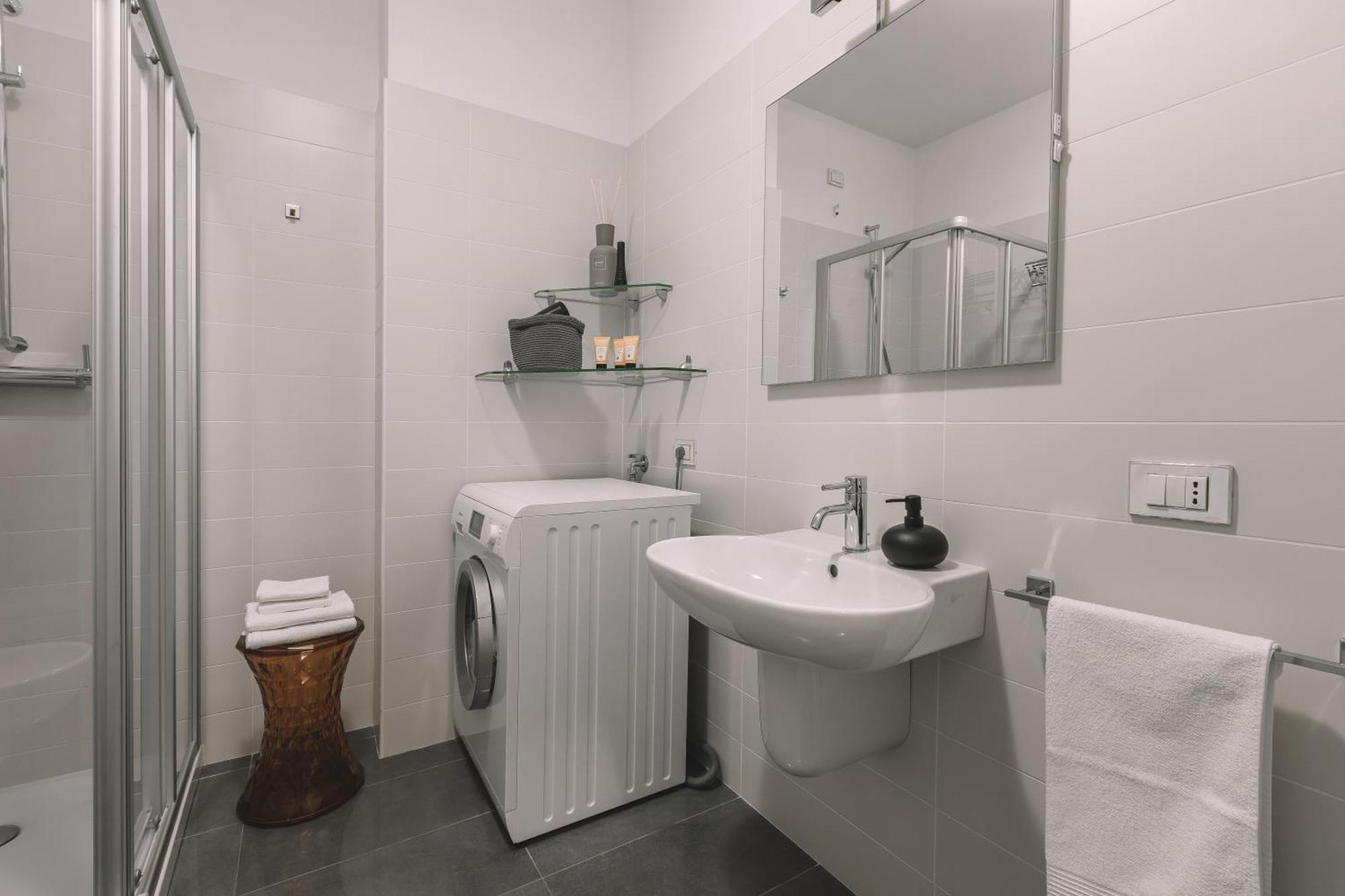 Tergesteo Adriatic Suite ตรีเอสเต ภายนอก รูปภาพ